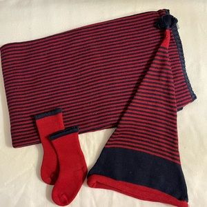 Sweet Tulip baby blanket, hat and socks